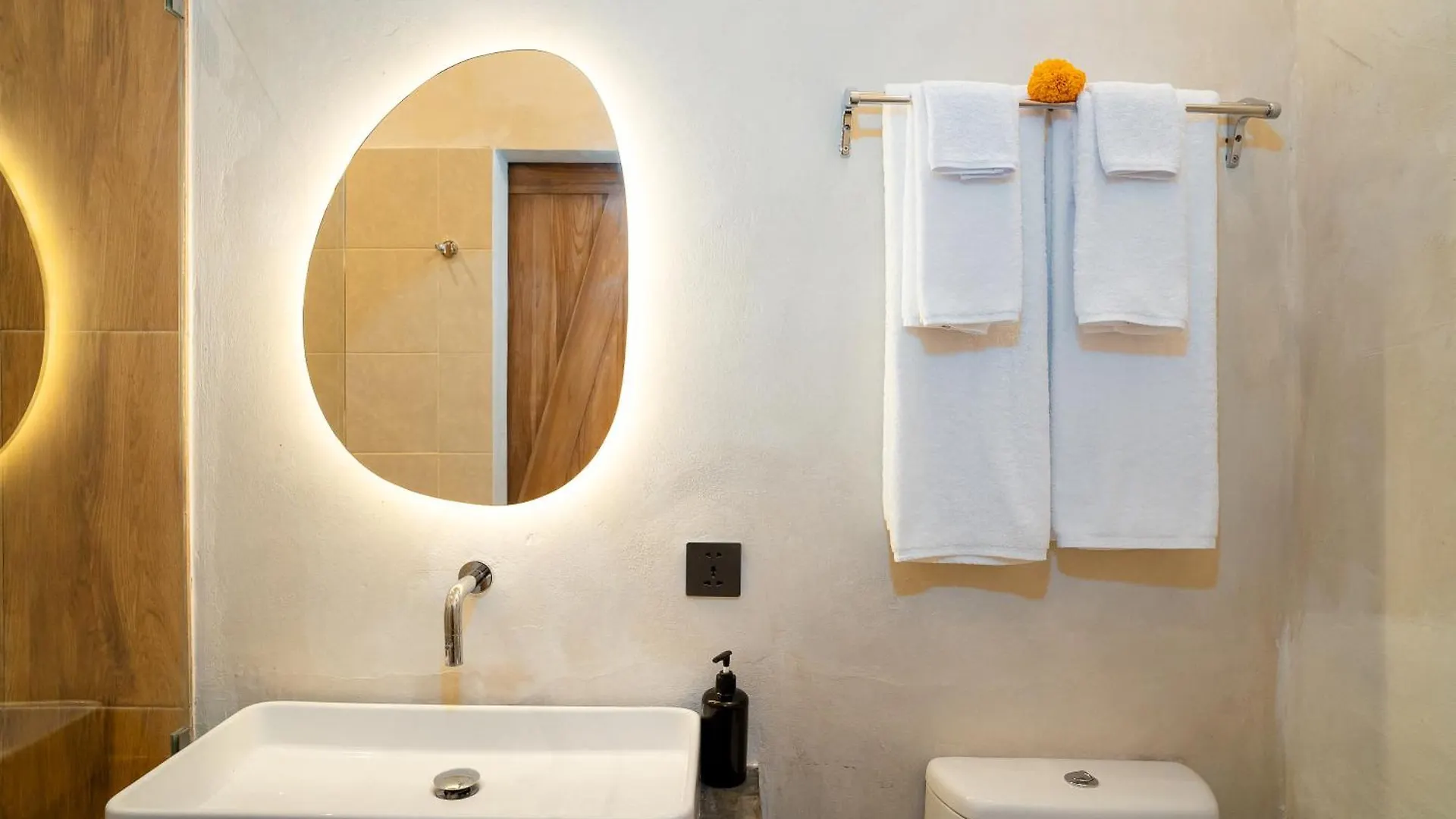 Alaya Homes D - Chic Japandi Loft Suite In Seminyak Seminyak (Bali)